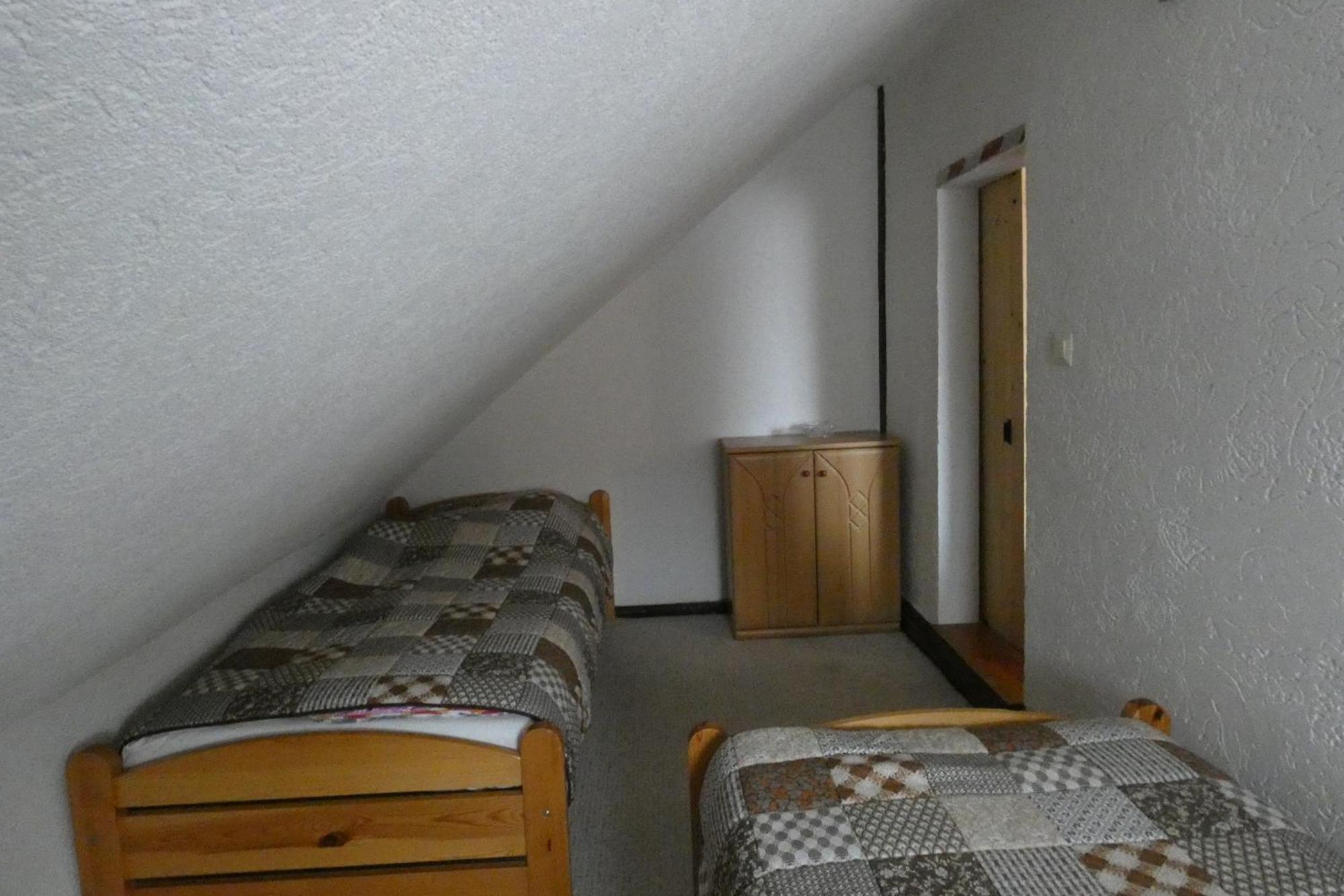 Appartement Fewo Mit Balkon, Zimmermann à Strasen Extérieur photo